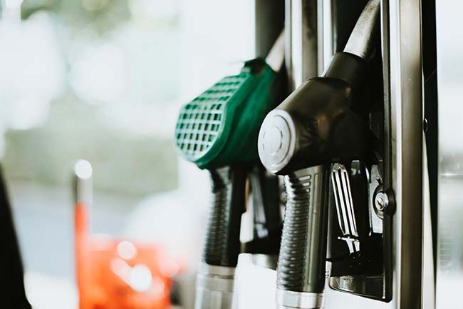 petrol-station-fuel-pumps-7357717